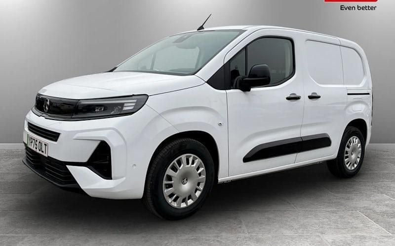 Used Vauxhall Combo 100 kW (136 HP) 2026 MPV