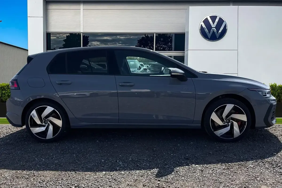 Novo VW Golf VIII GTI 261 HP (191 kW) 2026 Citadino