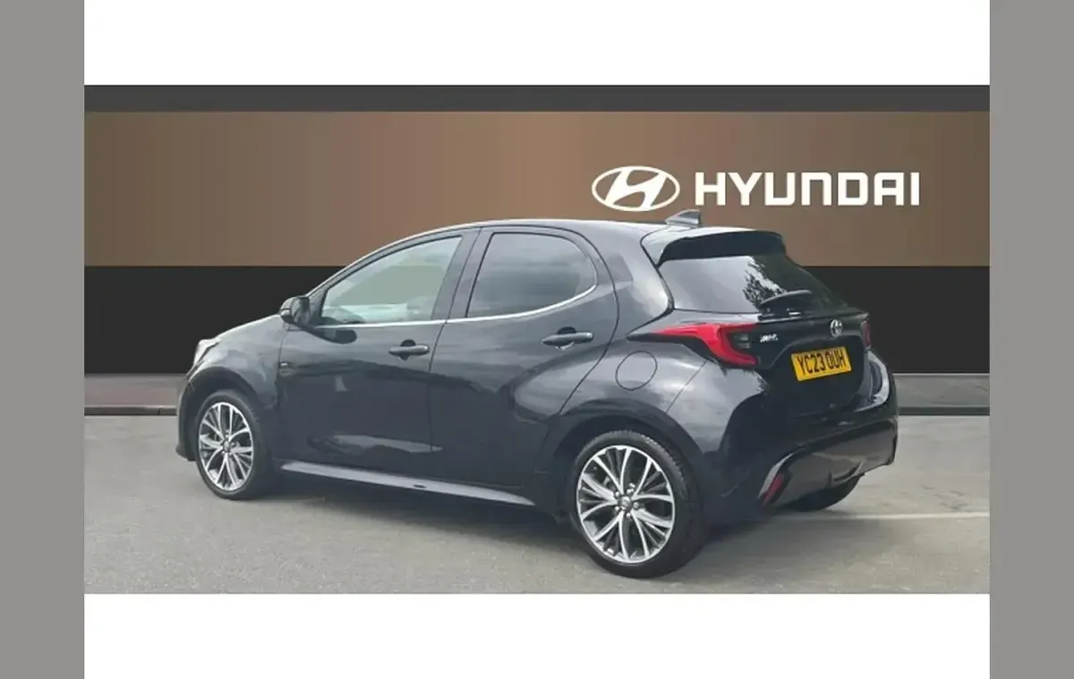 Used Toyota Yaris 116 HP (85 kW) 2023 Black Hatchback