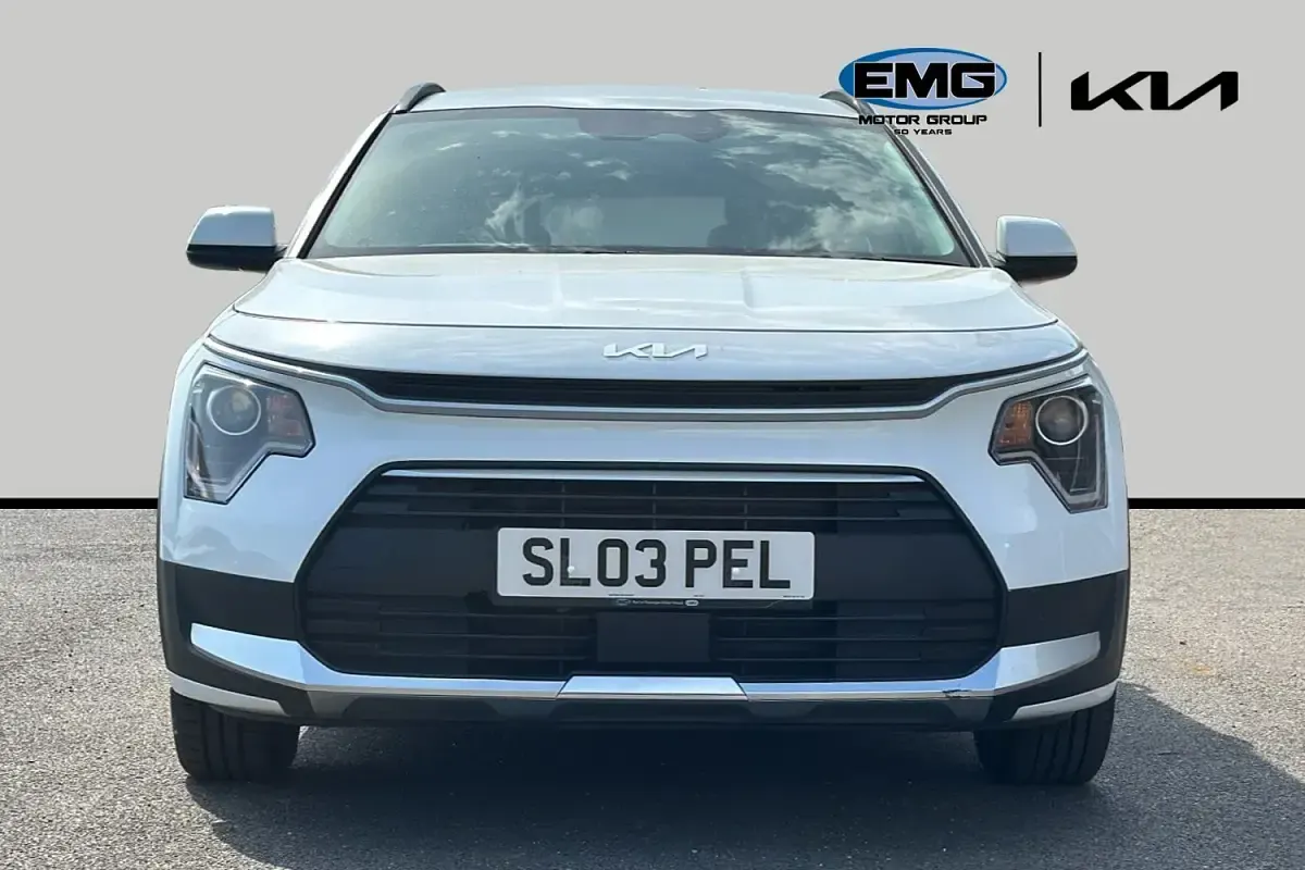 Used Kia Niro 127 HP (93 kW) 2025 White pearl SUV