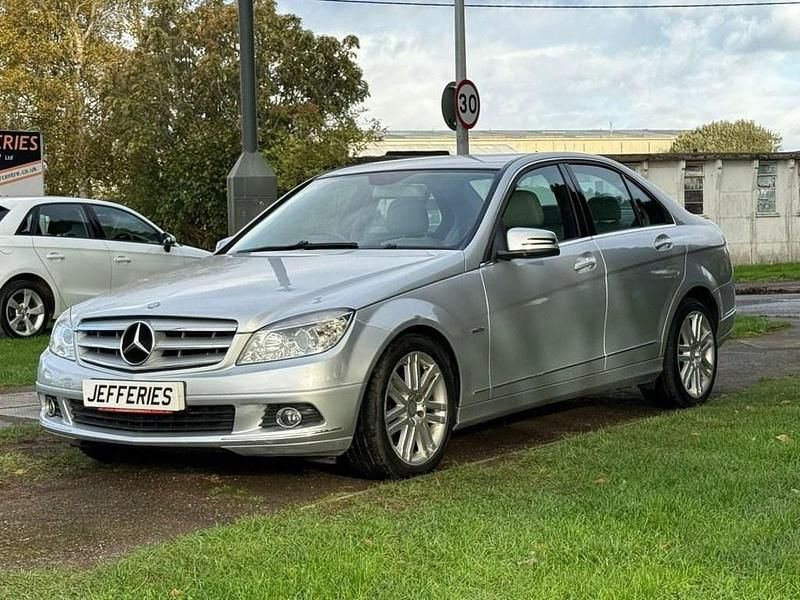 Used Mercedes C200 Elegance 136 HP (100 kW) 2010 Silver Sedan