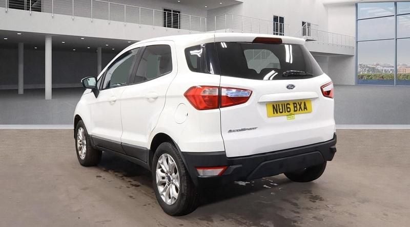 Used Ford Ecosport Zetec 112 HP (82 kW) 2016 White SUV