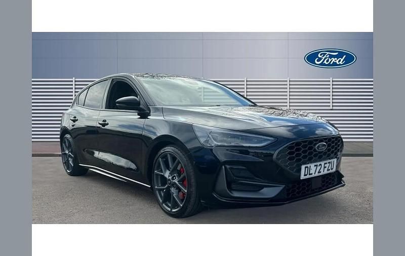 Used Ford Focus ST 280 HP (205 kW) 2023 Black Hatchback
