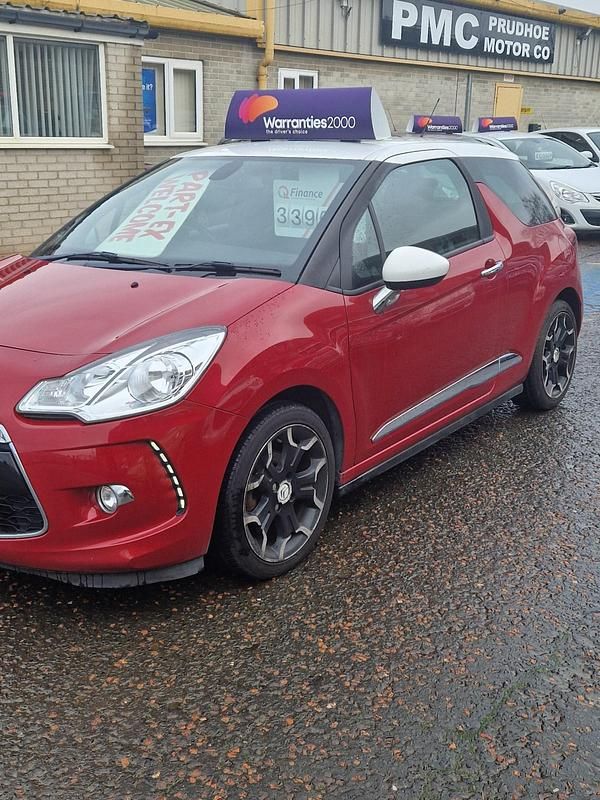 Used Citroën DS3 2014 Red Hatchback