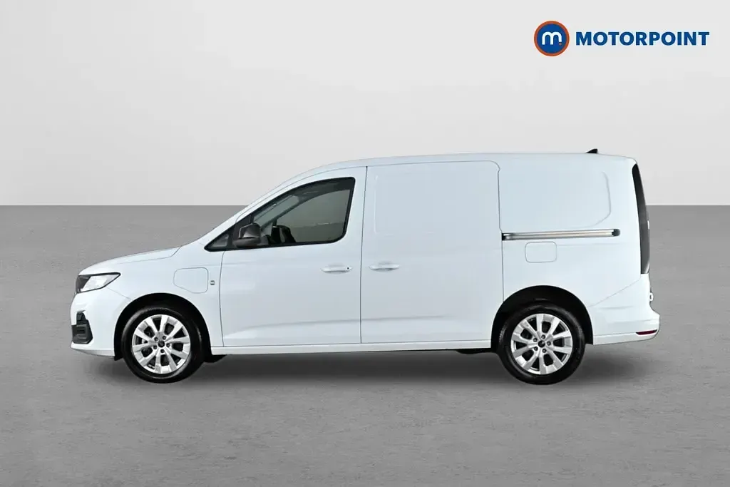 Used Ford Transit Limited 130 HP (95 kW) 2025 White Van