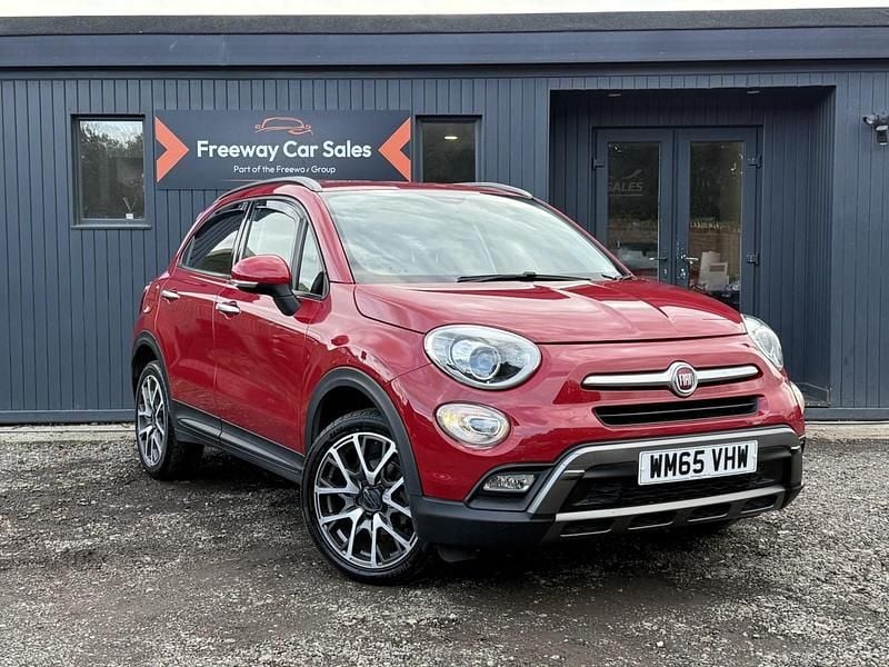 Red Used 2015 Fiat 500X Cross Plus SUV | £4,950 (A bit pricey) - Image 1/4