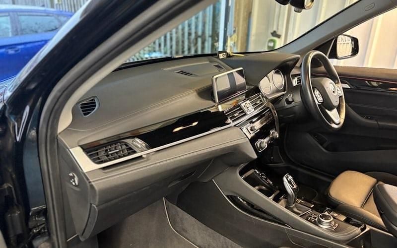 Used BMW X1 Sport Line 140 HP (102 kW) 2020 Black SUV