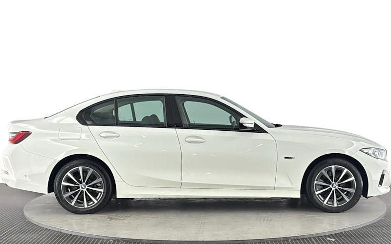 Used BMW 330e Sport Line 292 HP (214 kW) 2024 Sedan