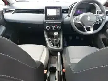Used Renault Clio Evolution 90 HP (66 kW) 2025 Red Hatchback