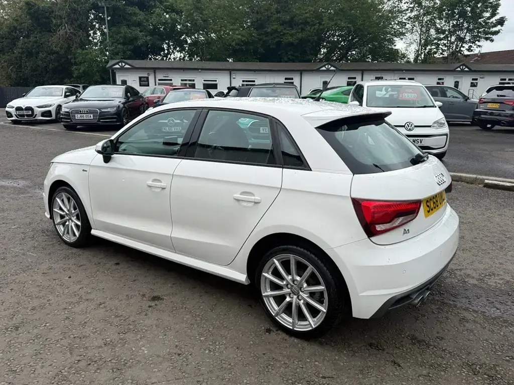 Used Audi A1 Sportback S-Line 125 HP (91 kW) 2018 White Hatchback