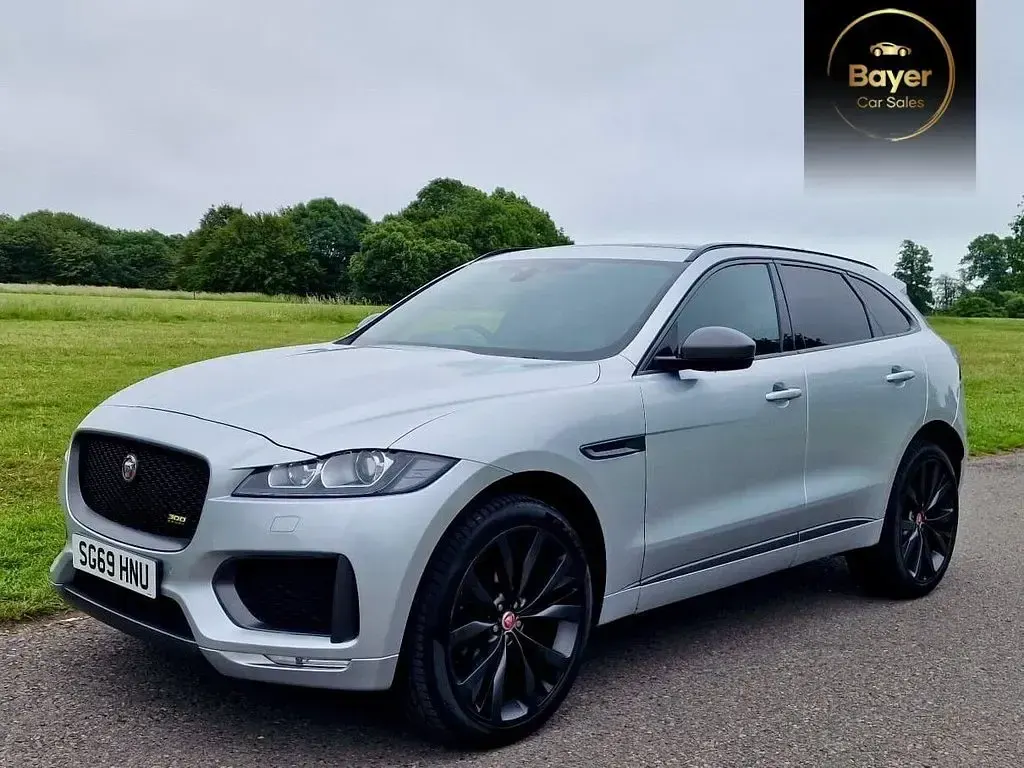 Used Jaguar F-Pace 300 HP (220 kW) 2019 Silver SUV