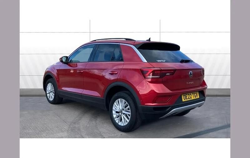 Used VW T-Roc Life 150 HP (110 kW) 2022 Red SUV
