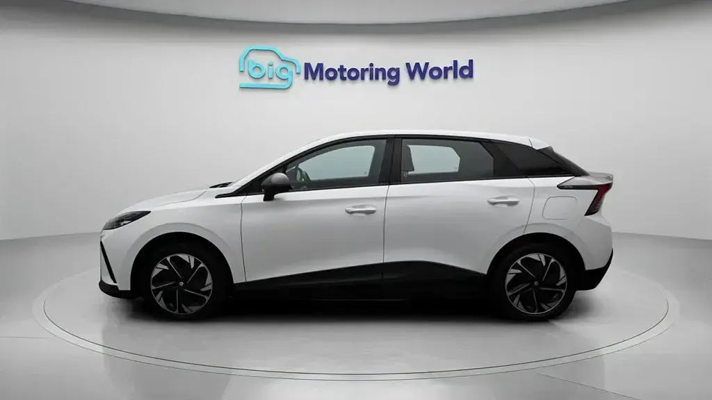 Usado MG MG4 EV SE 319 kW (435 HP) 2023 Citadino