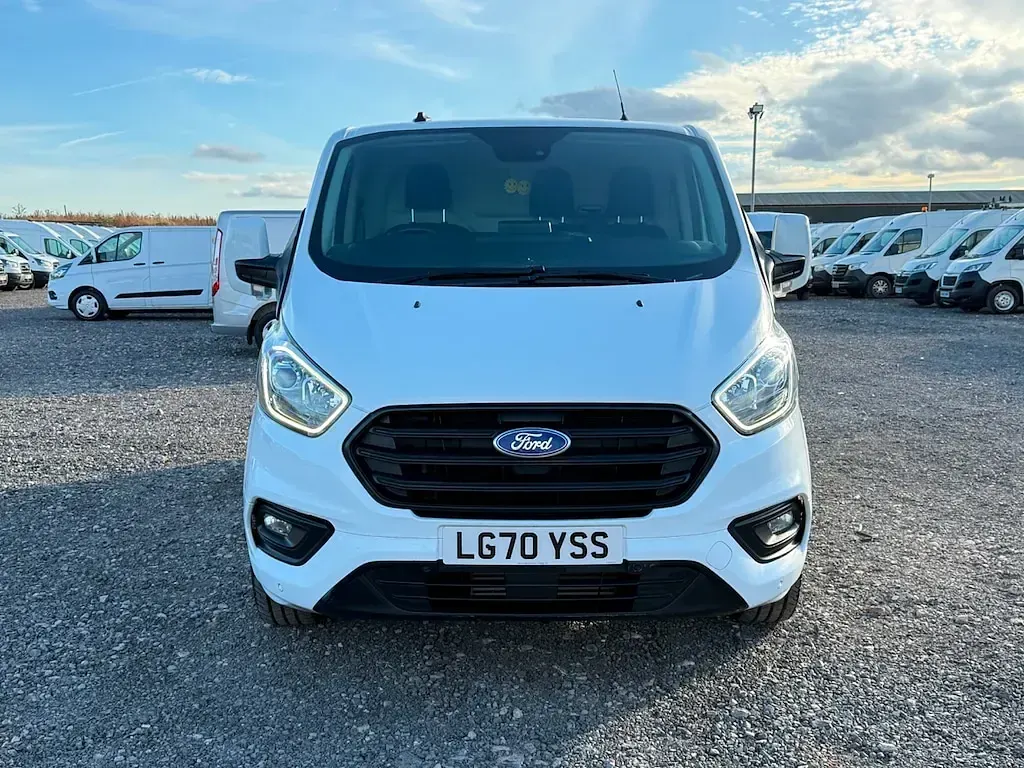 Used Ford Transit Custom Trend 130 HP (95 kW) 2020 White Van