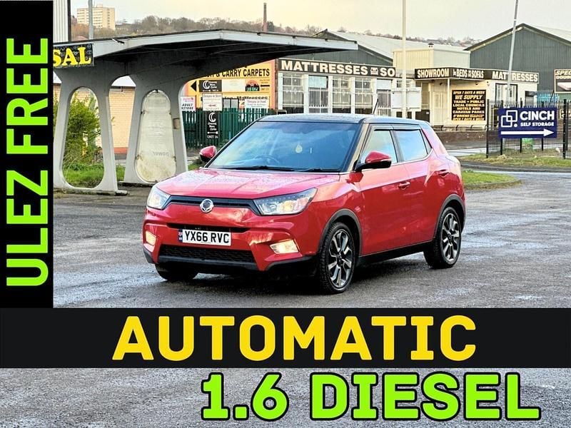 Used Ssangyong (KGM) Tivoli 115 HP (84 kW) 2016 Red SUV