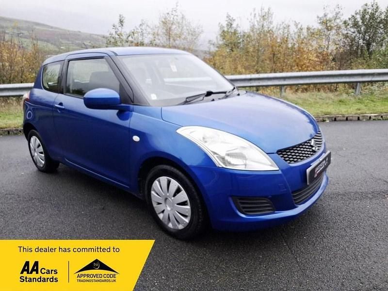 Blue Used 2013 Suzuki Swift Hatchback | £3,299 (Fair price) - Image 1/4