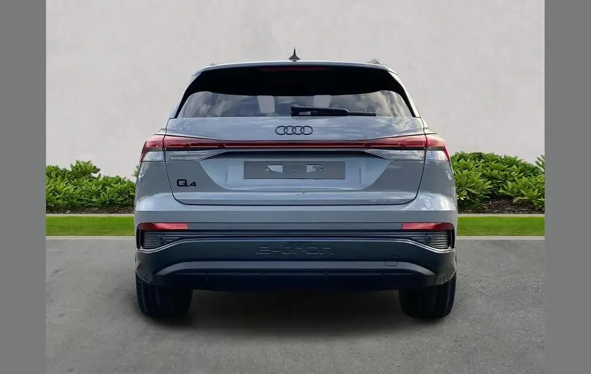 New Audi Q4 e-tron Black Edition 245 kW (334 HP) 2025 Other SUV