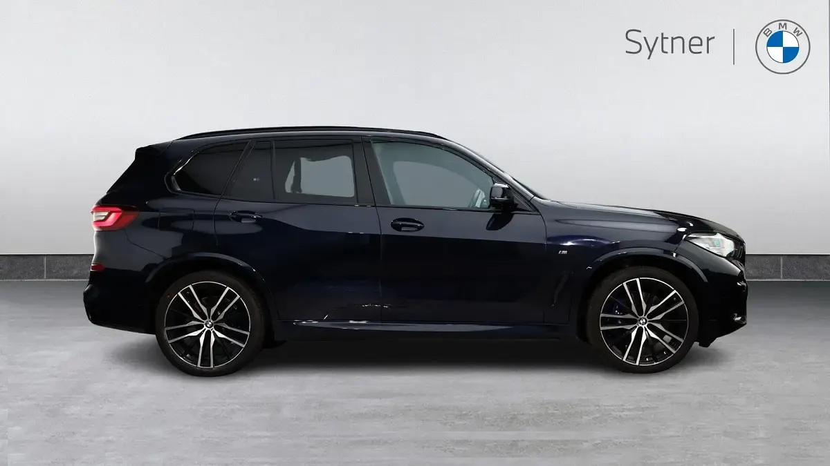 Used BMW X5 M Sport 335 HP (246 kW) 2022 Black SUV