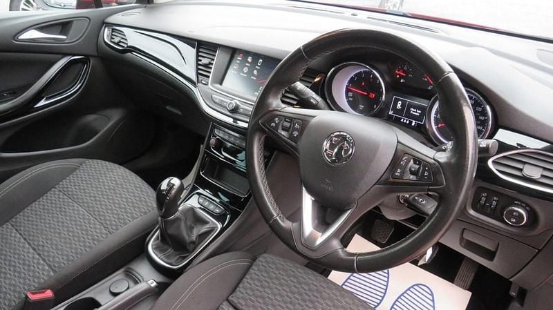 Used Vauxhall Astra SRi 2019 Red Hatchback