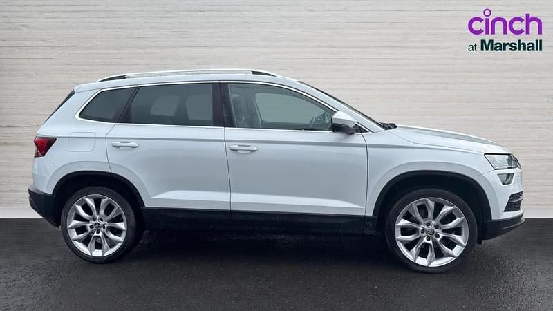 Used Skoda Karoq 150 HP (110 kW) 2018 White SUV