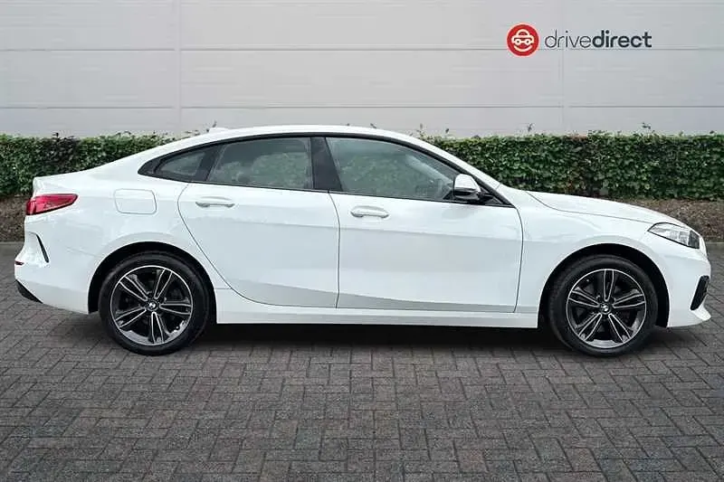 Usado BMW 218 Sport Line 2022 Blanco Coupe