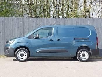 New Citroën Berlingo 100 HP (73 kW) 2026 Blue MPV