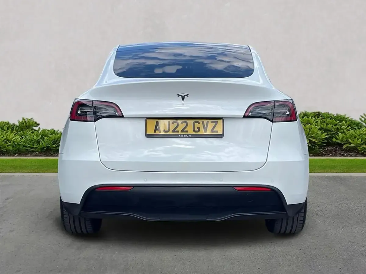 Used Tesla Model Y 282 kW (384 HP) 2022 White SUV