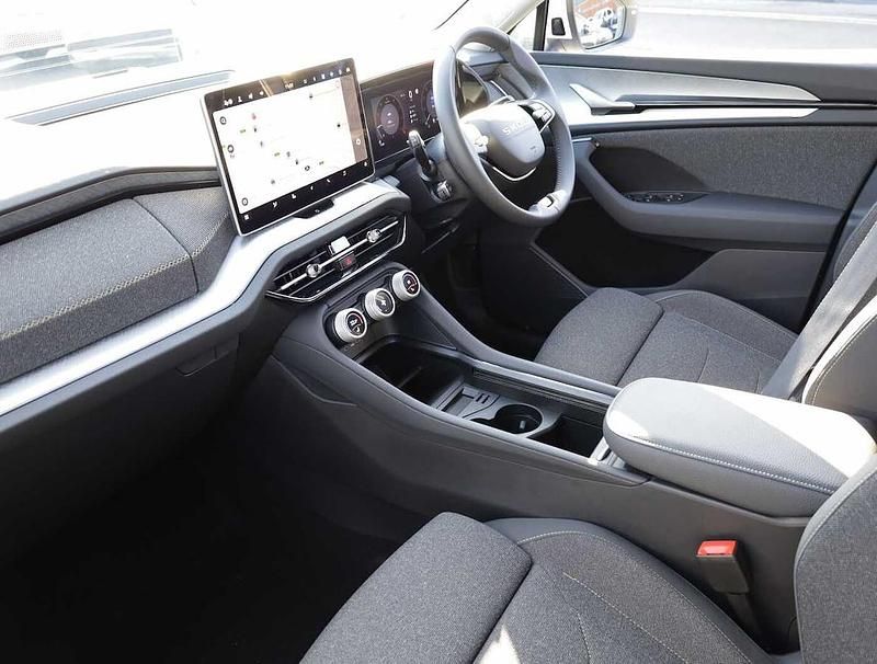 New Skoda Kodiaq SE 150 HP (110 kW) 2025 Moon white metallic SUV