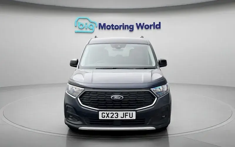 Used Ford Tourneo Active 122 HP (89 kW) 2024 Estate