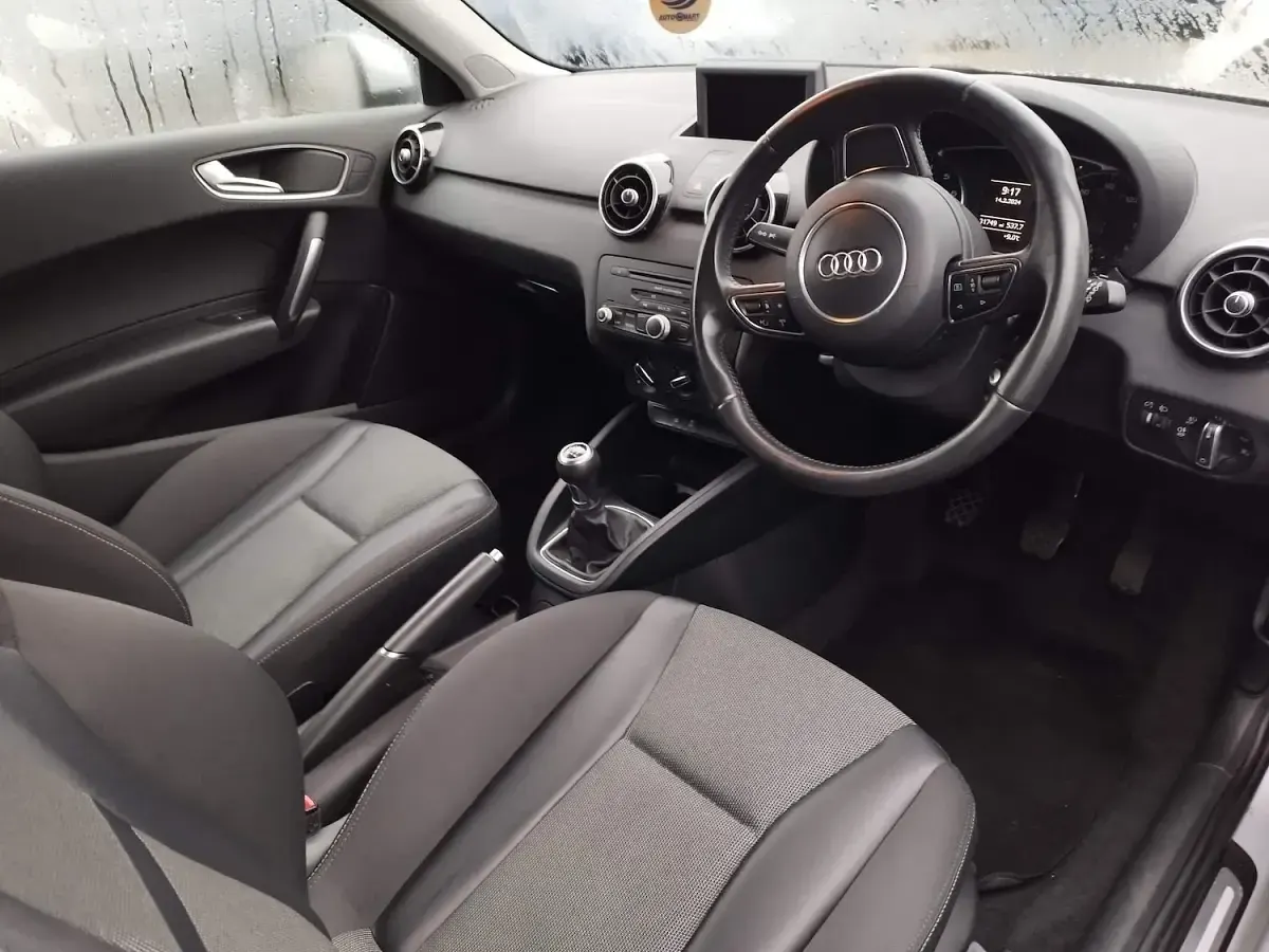 Used Audi A1 Sport 122 HP (89 kW) 2013 Silver Hatchback