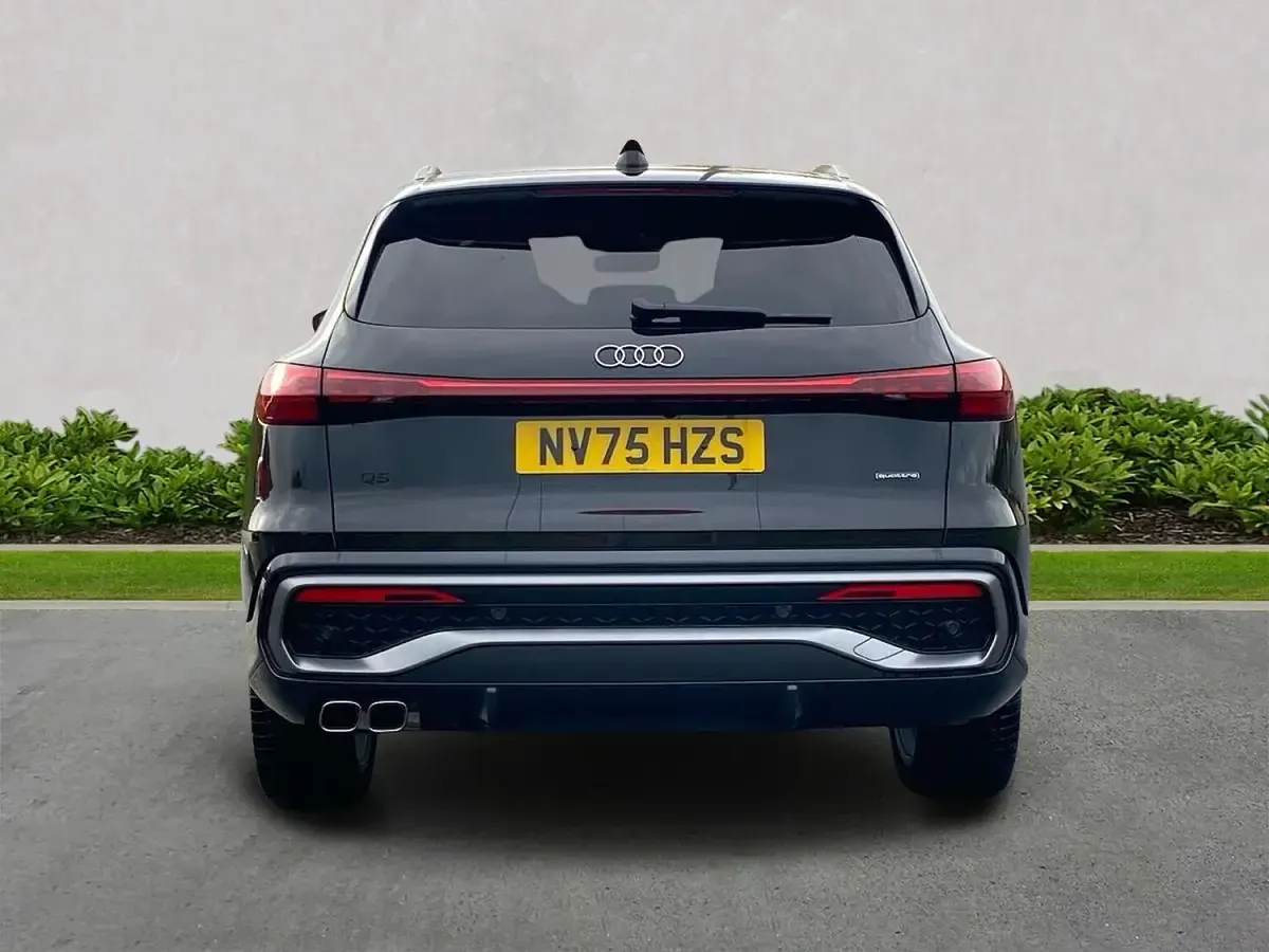 Used Audi Q5 S-Line 204 HP (150 kW) 2025 Black SUV