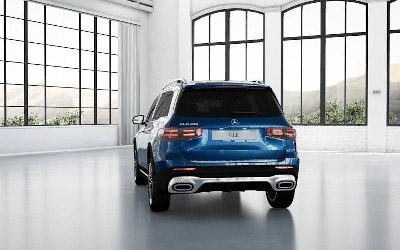New Mercedes GLB200 Executive 163 HP (119 kW) 2025 SUV