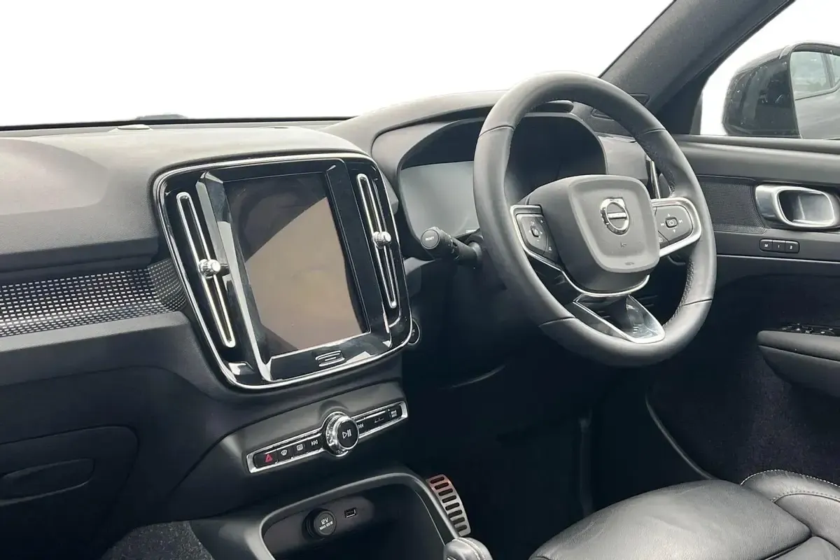 Used Volvo XC40 R-Design Pro 2021 Black SUV