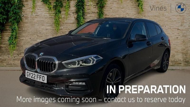 Used BMW 118 Sport Line 134 HP (98 kW) 2022 Black Hatchback