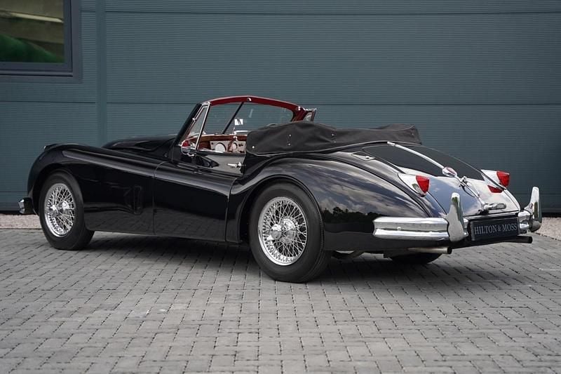 Used Jaguar XK 193 HP (141 kW) 1956 Solid black Coupe