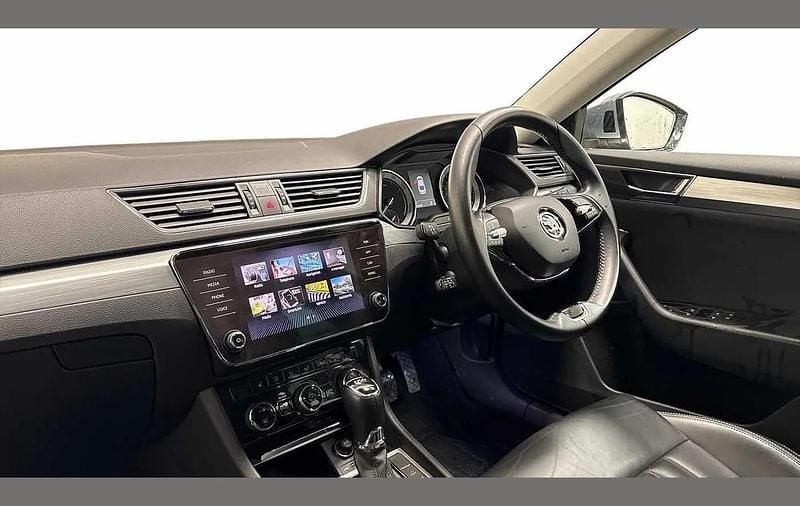 Used Skoda Superb SE Technology 214 HP (157 kW) 2021 Grey Hatchback