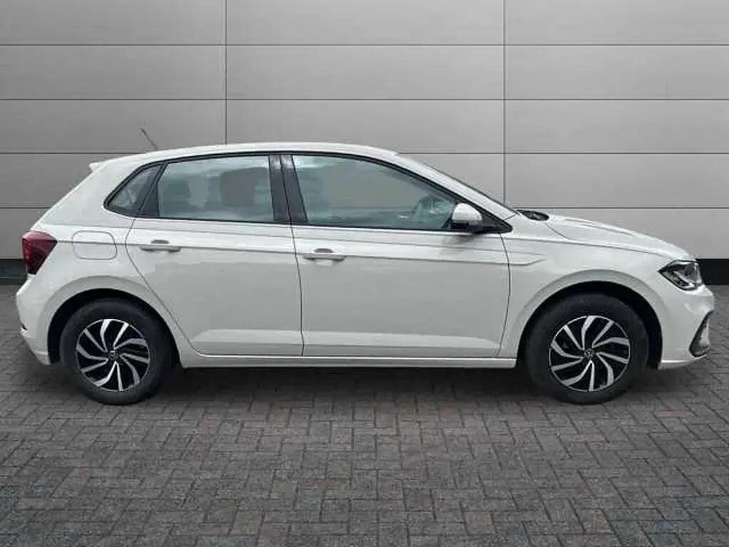 Used VW Polo 80 HP (58 kW) 2024 Hatchback