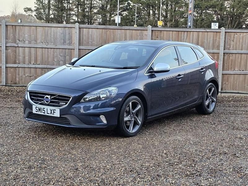 Blue Used 2015 Volvo V40 R-Design Hatchback | £6,100 (Fair price) - Image 1/4