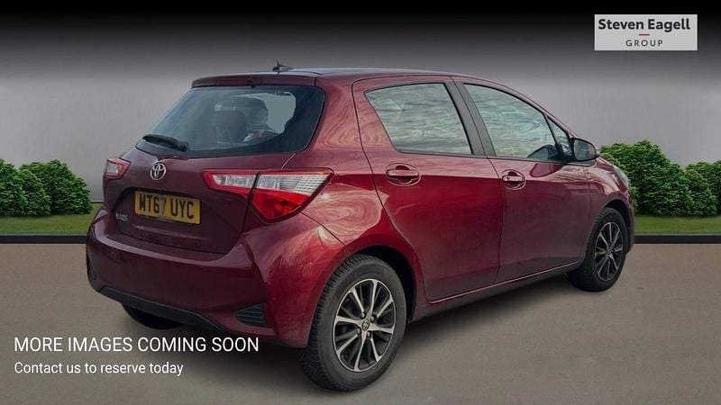 Used Toyota Yaris 2017 Red Hatchback