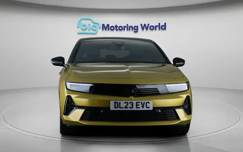Used Vauxhall Astra 179 HP (131 kW) 2025 Hatchback
