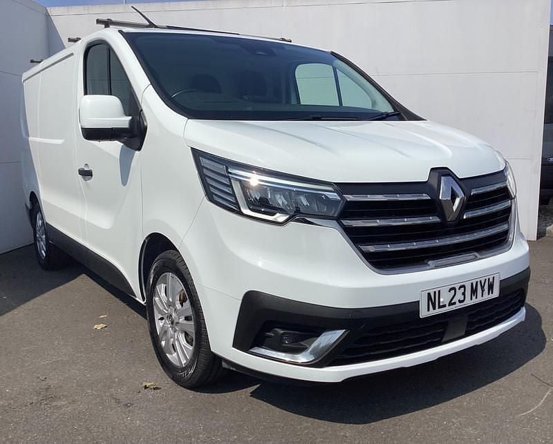 Used Renault Trafic 2023 White MPV
