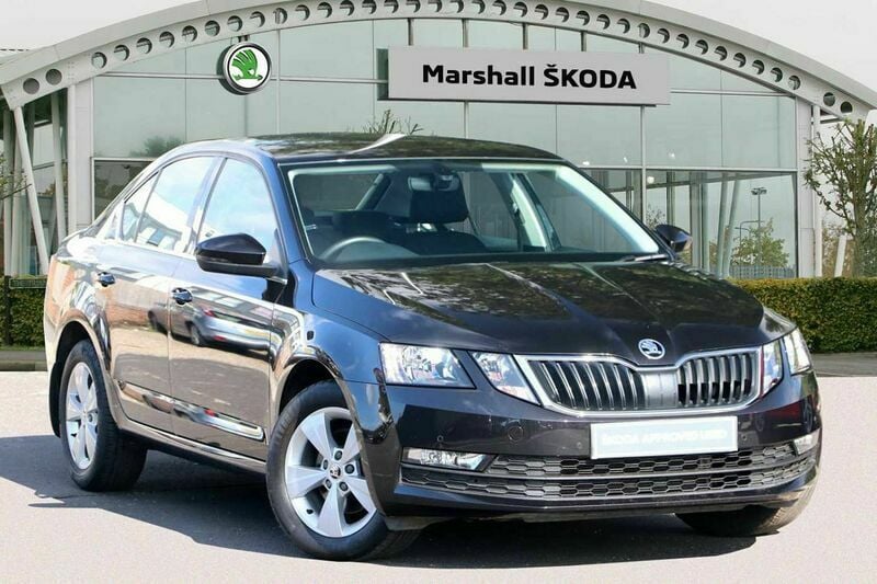Black magic Used 2018 Skoda Octavia SE Hatchback | £7,390 (Fair price) - Image 1/4