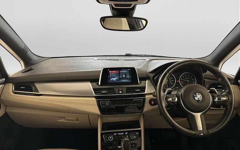 Used BMW 220 Shadowline 192 HP (141 kW) 2017 Estate