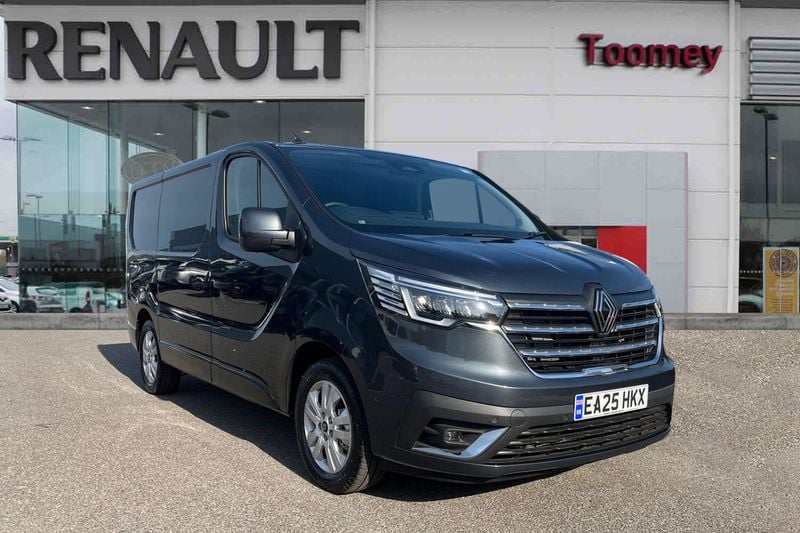 Grey New 2025 Renault Trafic Van | £25,195 - Image 1/4