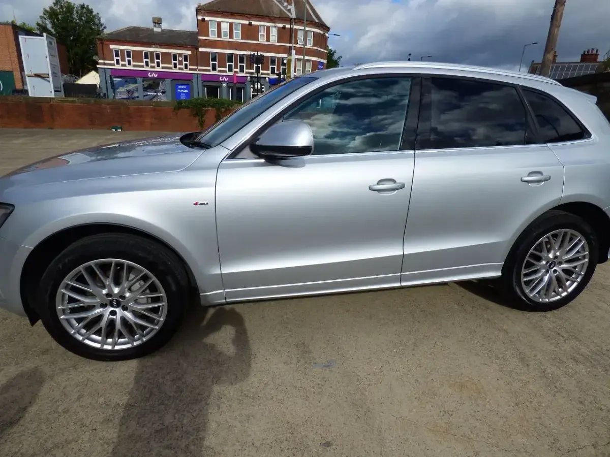 Used Audi Q5 S-line plus 190 HP (139 kW) 2014 Silver SUV