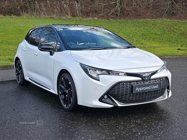 Used Toyota Corolla Sport 122 HP (89 kW) 2022 White Hatchback