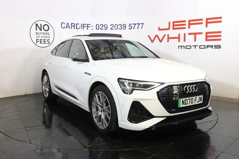 Used Audi e-tron Comfort 300 kW (408 HP) 2020 White SUV