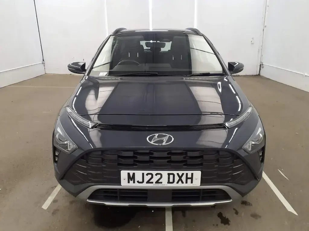 Used Hyundai Bayon SE 100 HP (73 kW) 2022 Grey SUV