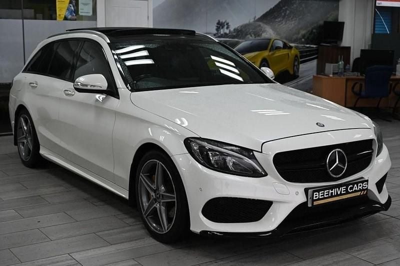 Used Mercedes C220 AMG Line Premium 170 HP (125 kW) 2015 White Estate