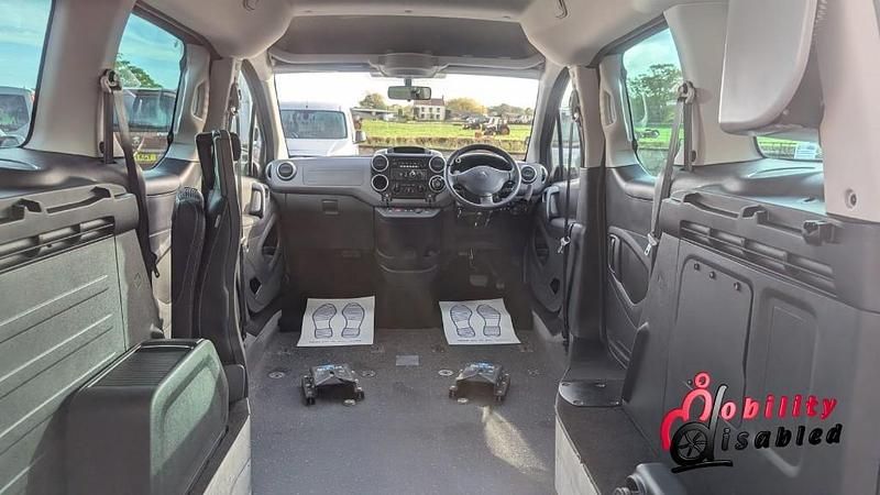 Usado Peugeot Partner Access 2019 Azul Monovolume